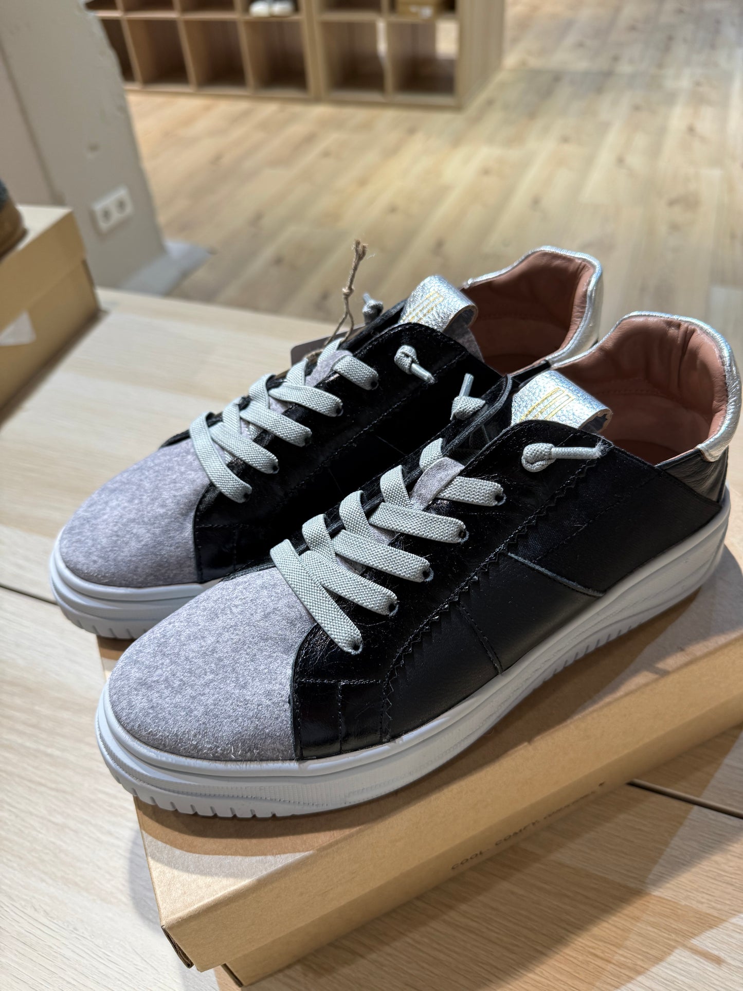 E. Crickit 159,95€ -70% Rabatt