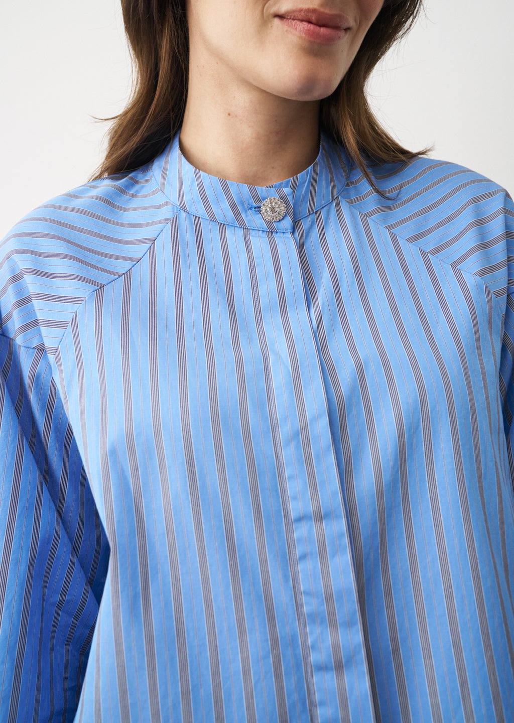 0039 Italy Bluse 159,95 -50% Rabatt