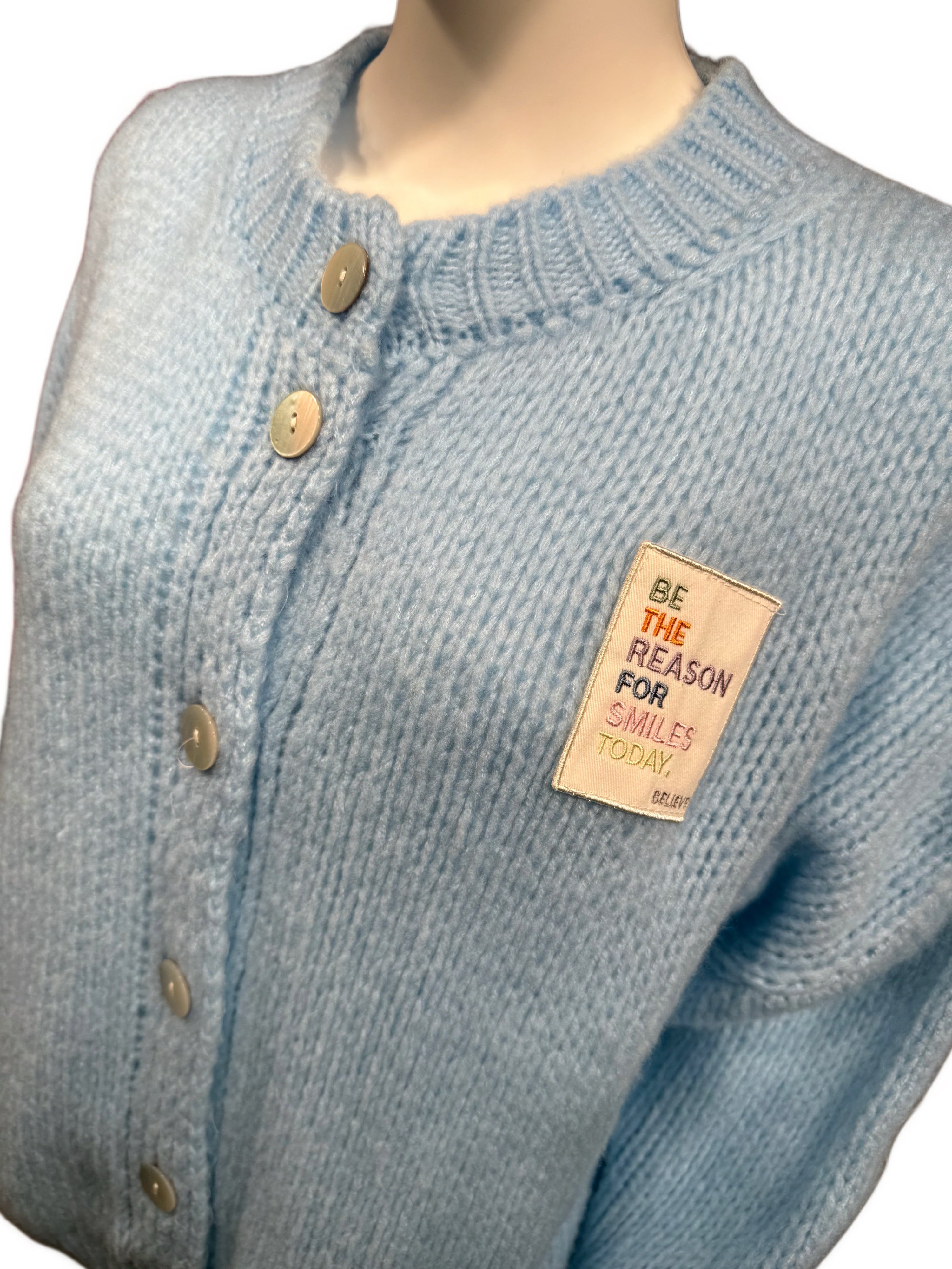 It-Pieces - Weiche Strickjacke in zartem Hellblau