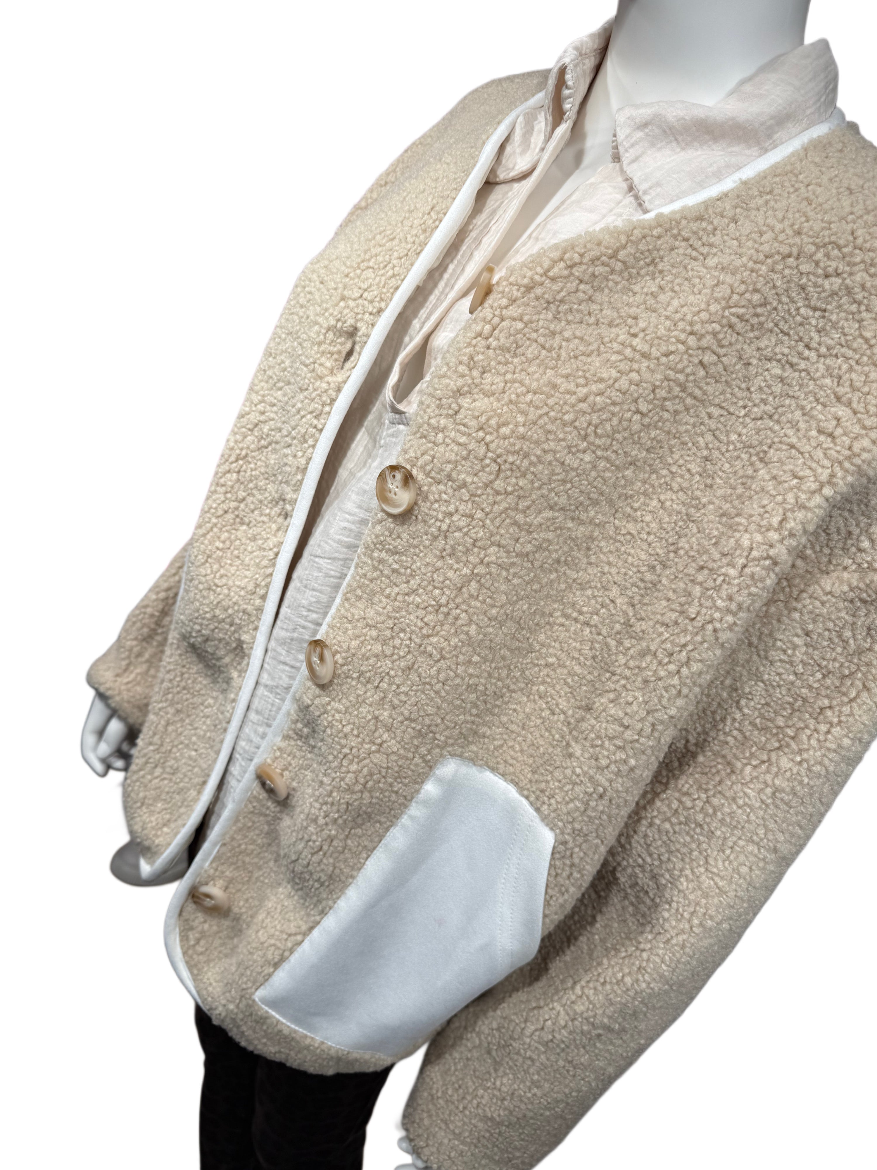 It-Pieces Teddyjacke beige