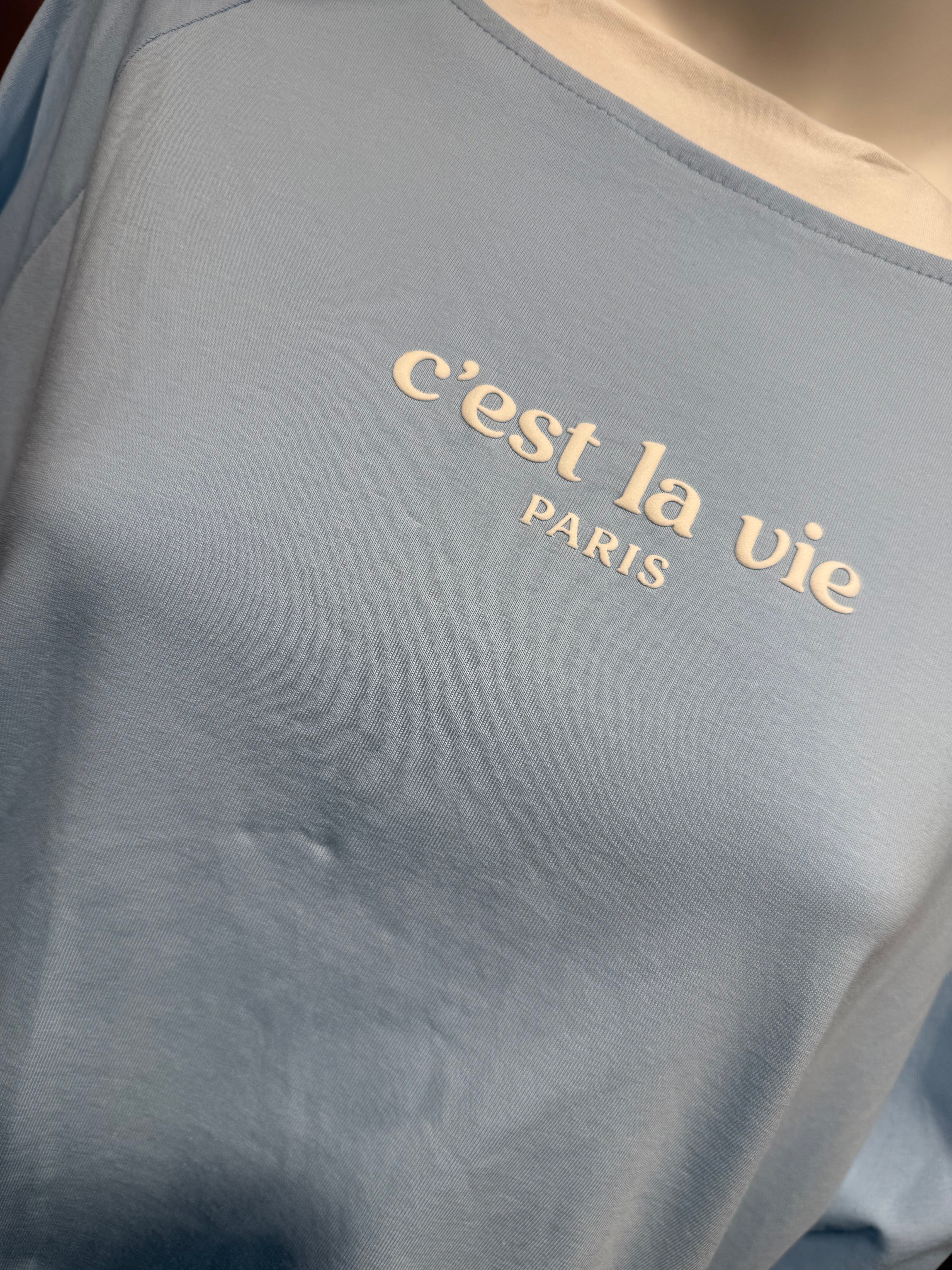 It-Pieces T-Shirt " c'est la vie" hellblau